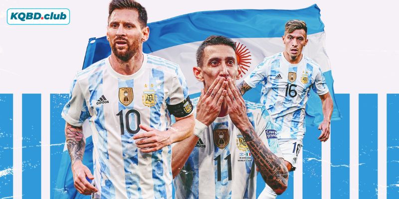 Cận cảnh chiếc khăn cổ động đặc trưng của fan bóng đá Argentina